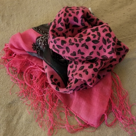 ^Pink black butterfly leaf fringed scarf square - Picture 1 of 4